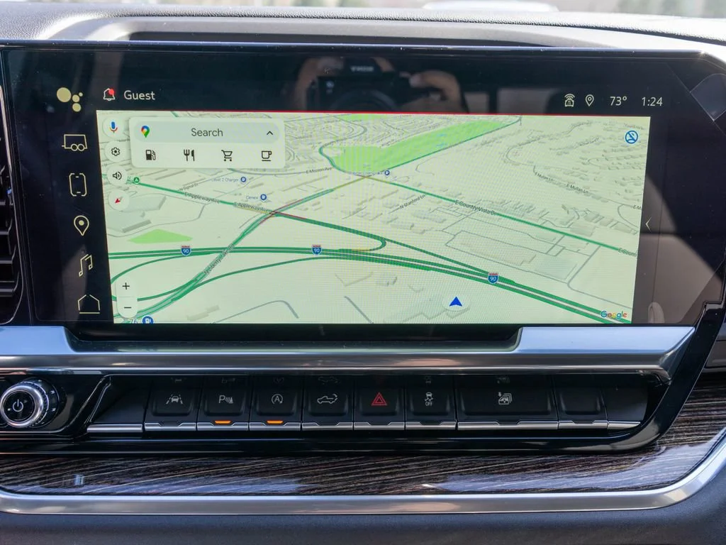 New 2026 Summit White GMC Elevation image 24