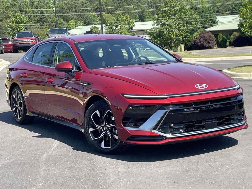 2025 Hyundai Sonata SEL's photo