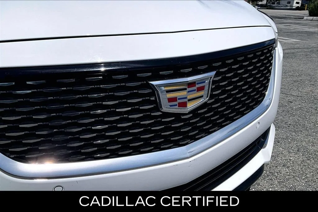 Certified Used 2023 SUMMIT WHITE Cadillac Premium Luxury image 18
