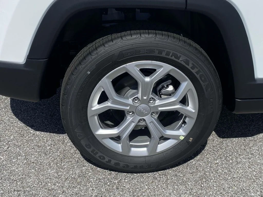 Used 2024 White Jeep Sport image 34