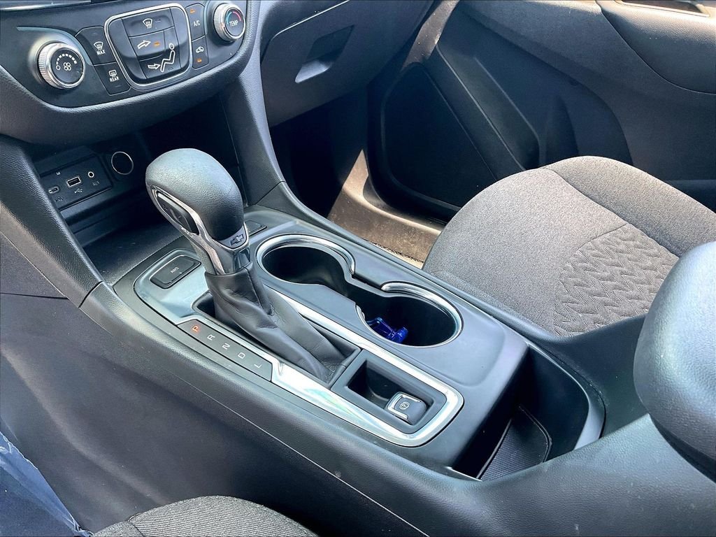 Used 2023 Summit White Chevrolet LT image 19