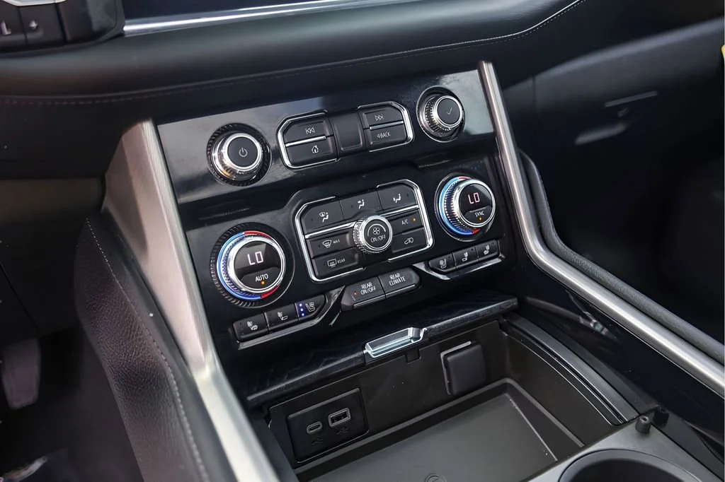 Used 2023 Sterling Metallic GMC Denali image 23