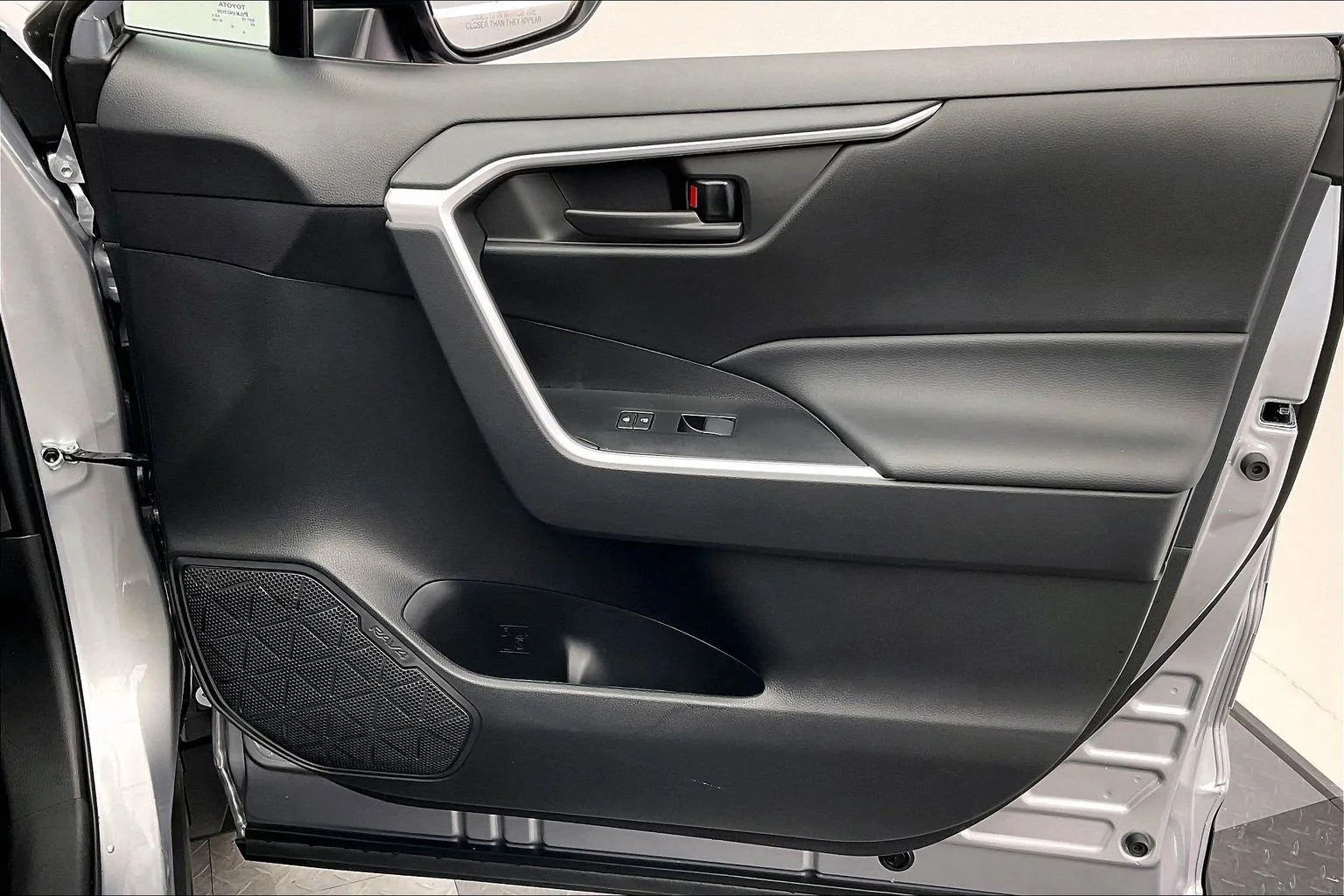 Used 2022 Silver Sky Metallic Toyota LE image 25