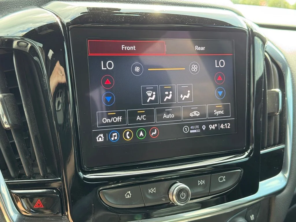 Used 2023 Gray Chevrolet Premier image 33