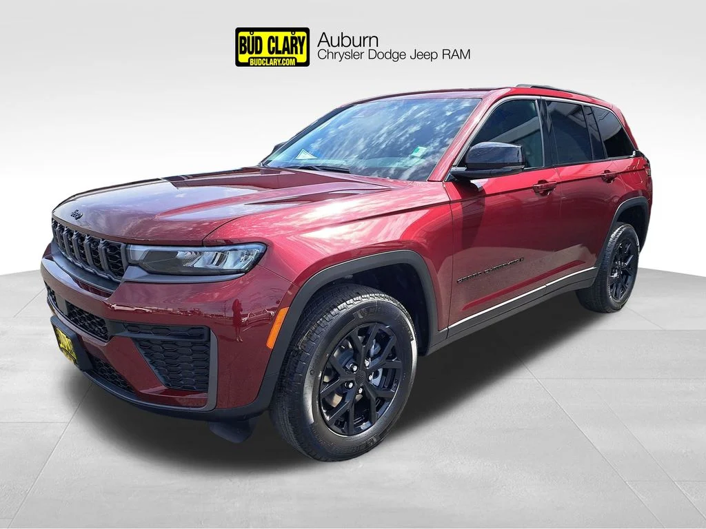 2026 Jeep Grand Cherokee Laredo Altitude 4x4's photo
