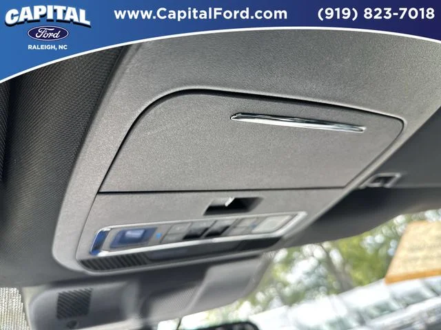 Used 2024 Black Ford Lariat image 33