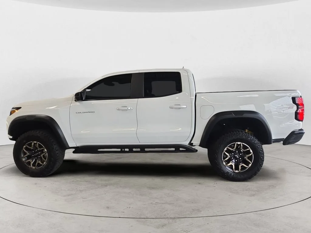 Used 2024 Summit White Chevrolet ZR2 image 8