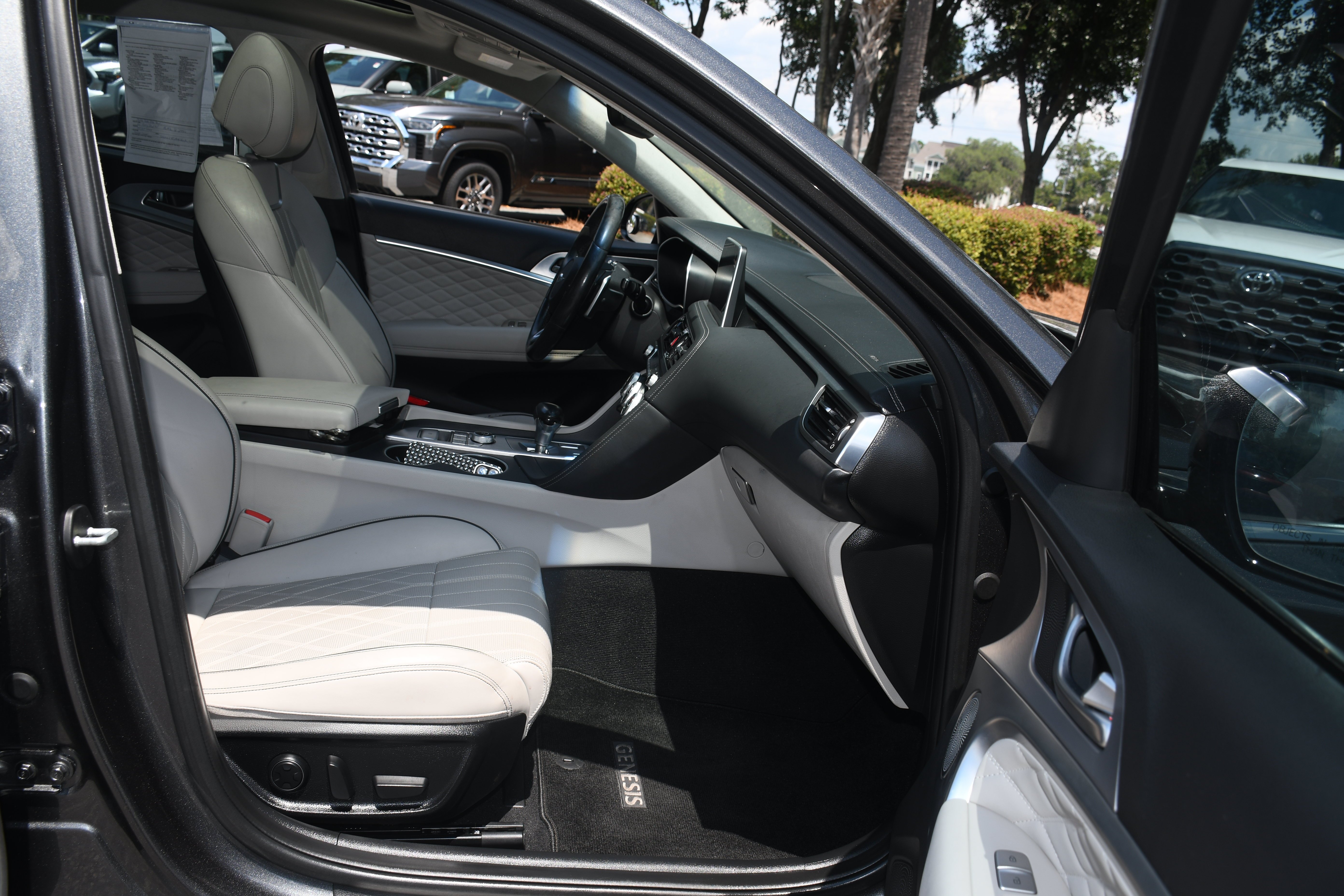 Used 2019 Gray Genesis 2.0T Advanced image 22