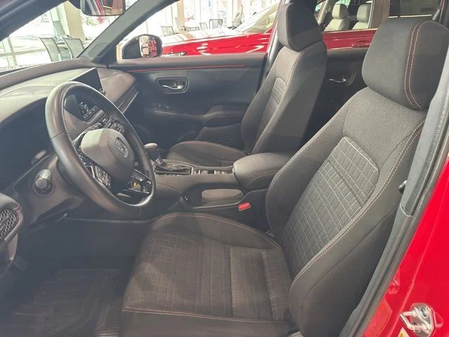 2025 Honda HR-V Sport - Photo 17