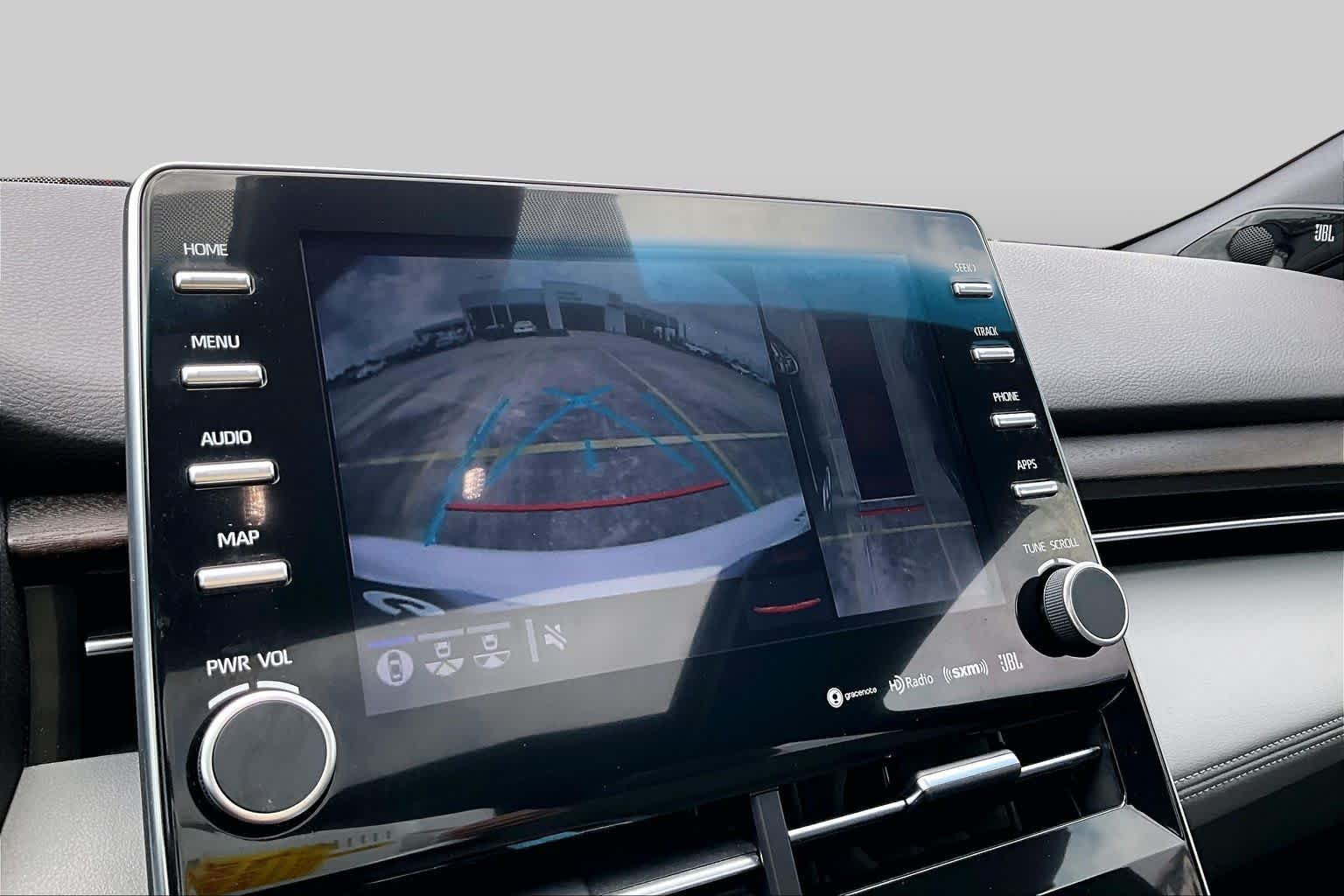 Used 2019 Wind Chill Pearl Toyota Limited image 26