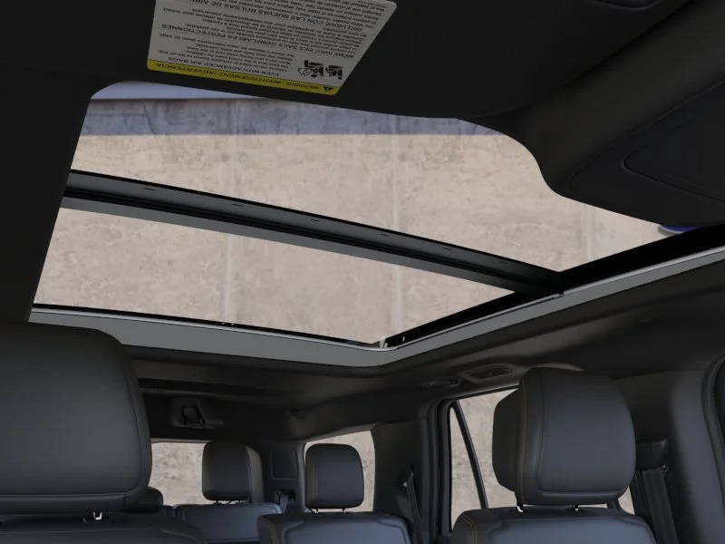New 2026 Star White Metallic Tri-Coat Ford Tremor® image 22