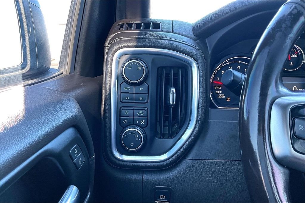Used 2019 Shadow Gray Metallic Chevrolet RST image 37