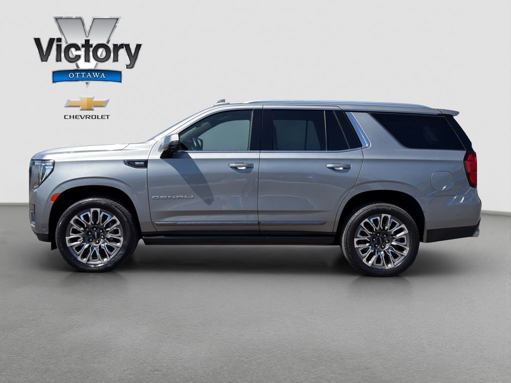 Used 2023 Silver GMC Denali Ultimate image 3