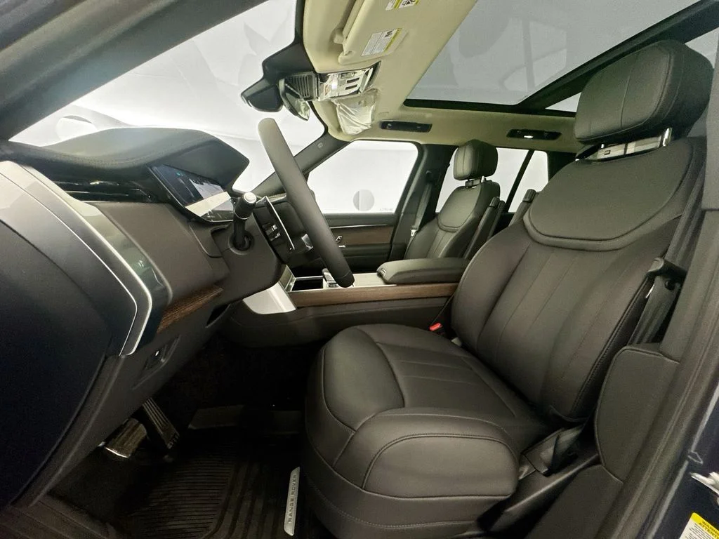New 2026 Varesine Blue Land Rover SE image 20