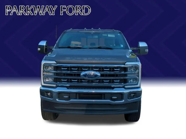 Used 2023 Gray Ford Lariat image 8