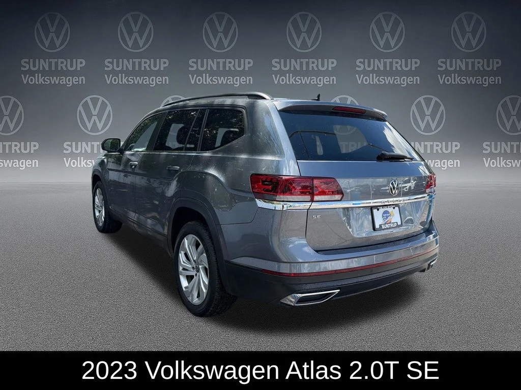 Used 2023 Gray Volkswagen 2.0T SE w/Technology image 3