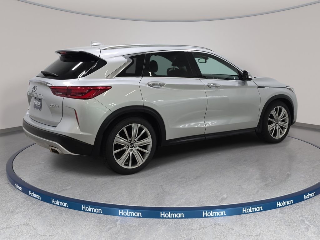 Certified Used 2020 Liquid Platinum INFINITI Sensory image 5