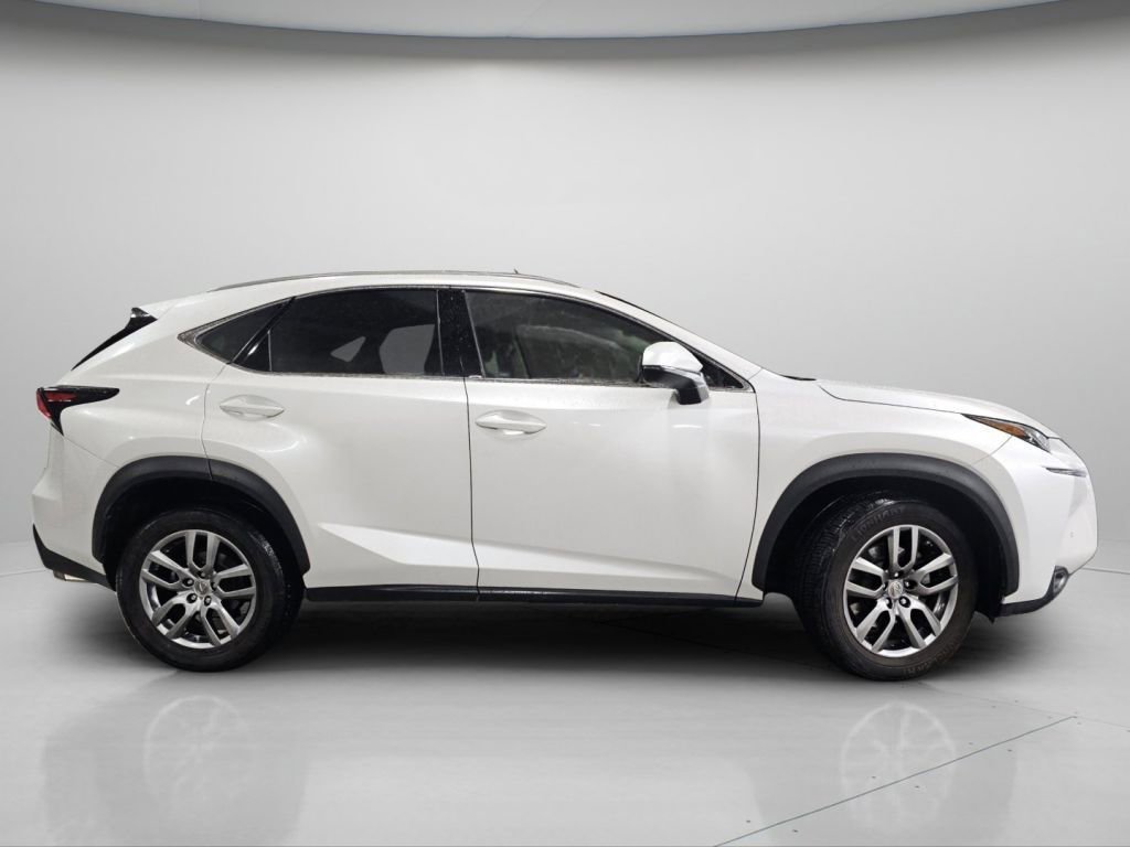 Used 2015 White Pearl Lexus 200t image 26