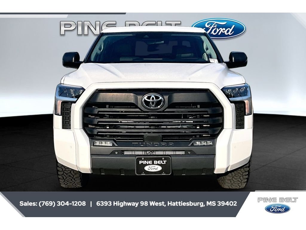 Used 2023 Ice Cap Toyota SR5 image 3