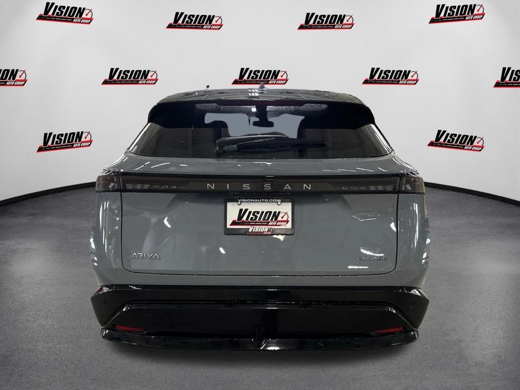 Used 2023 Gray Nissan ENGAGE image 6