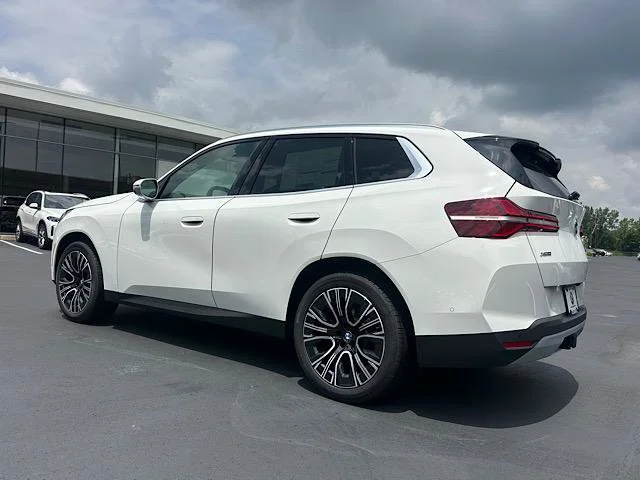 New 2026 Alpine White BMW 30 xDrive image 3
