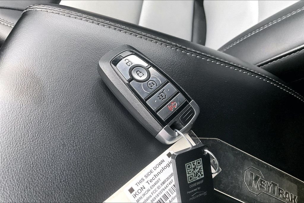 Used 2023 Gray Ford XLT image 10