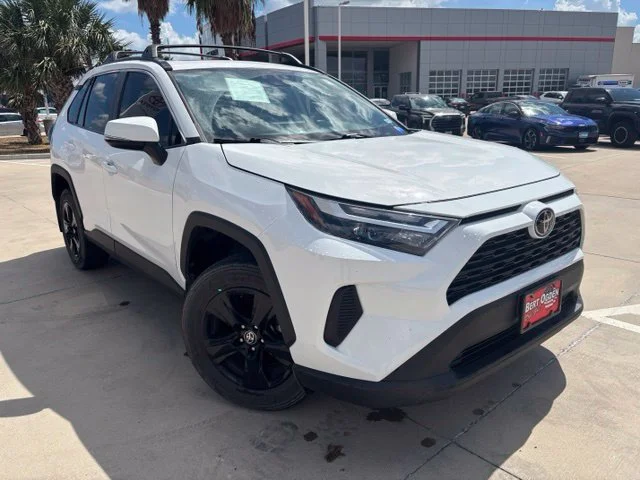 Used 2023 White Toyota XLE image 1