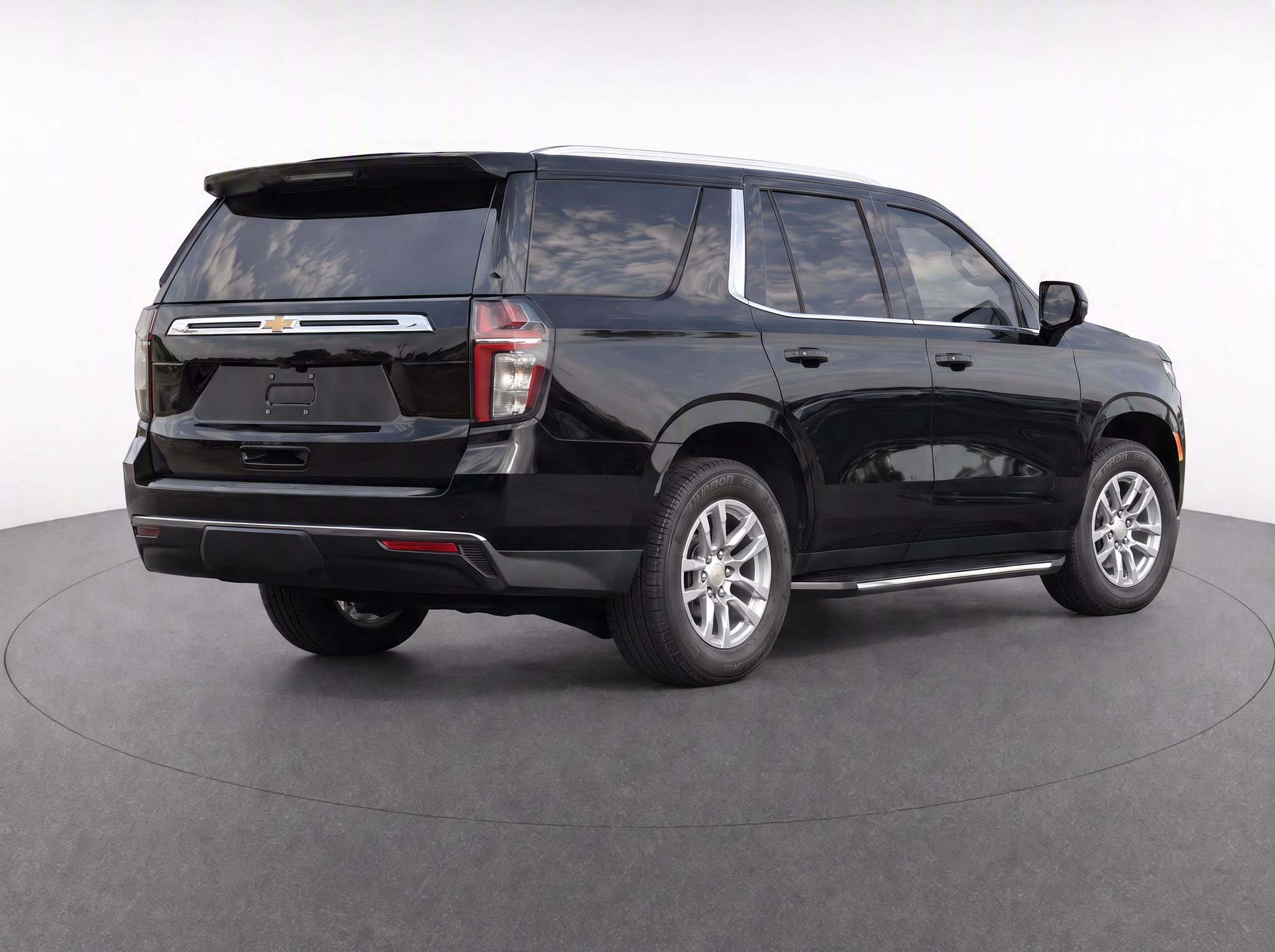 Used 2023 BLACK Chevrolet LS image 4