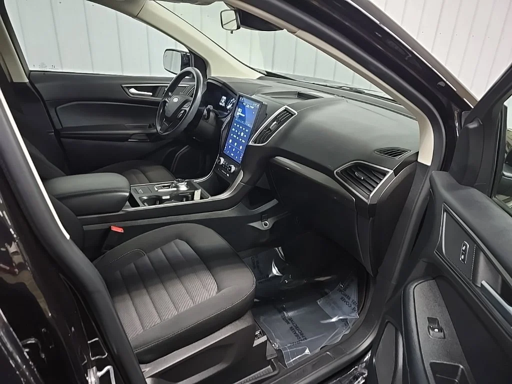 Certified Used 2022 Black Ford SE image 23