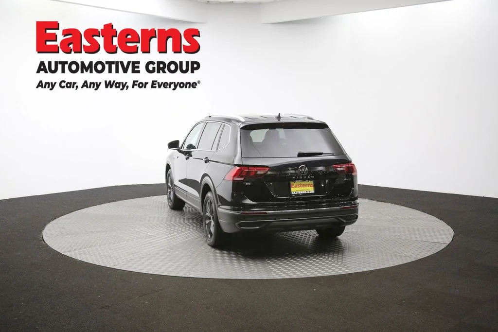 Used 2022 Black Volkswagen 2.0T SE image 64
