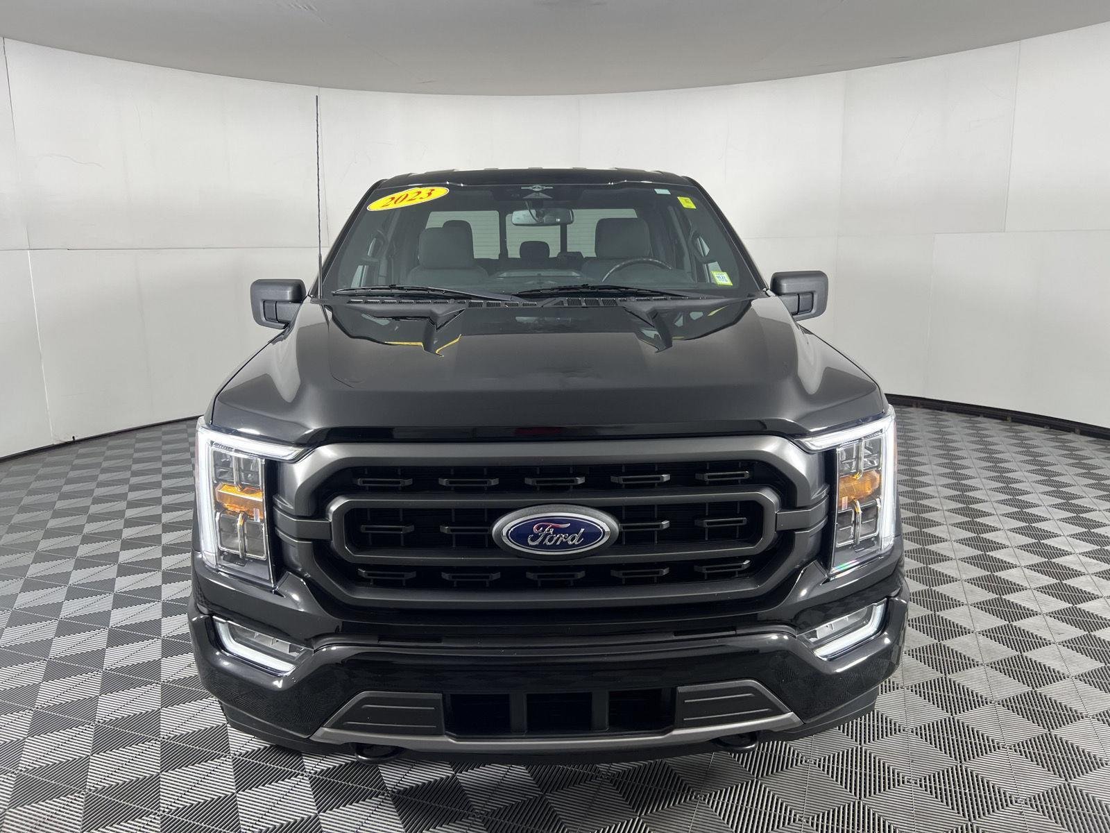 Used 2023 Agate Black Ford XLT image 10