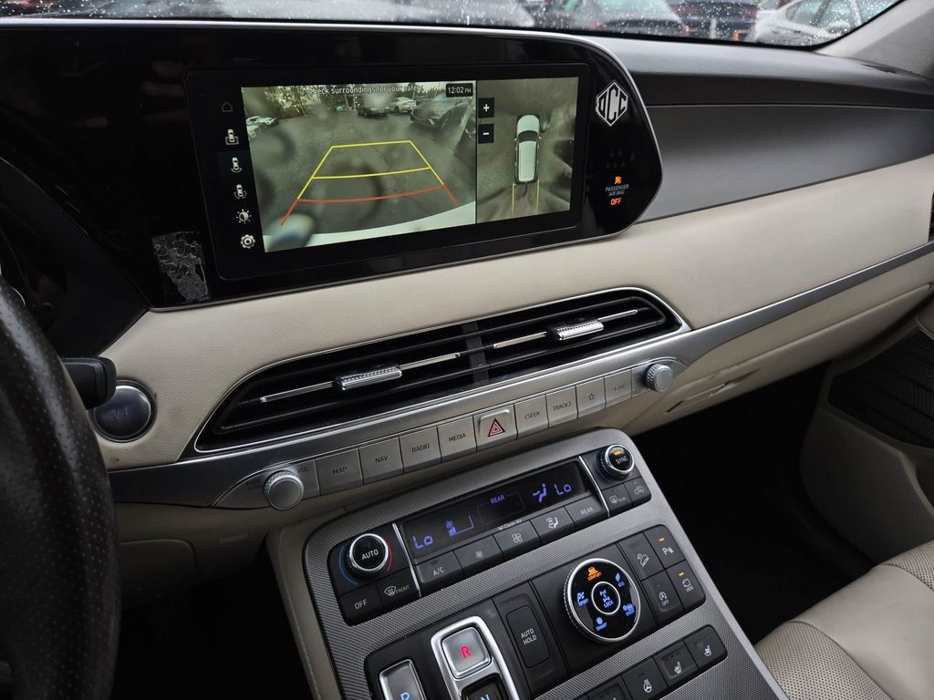 Used 2020 Hyper White Hyundai Limited image 27