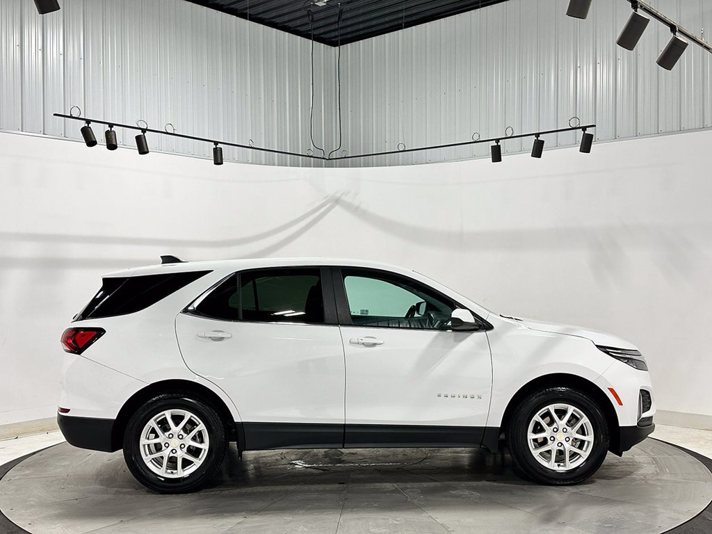 Used 2023 White Chevrolet LT image 10