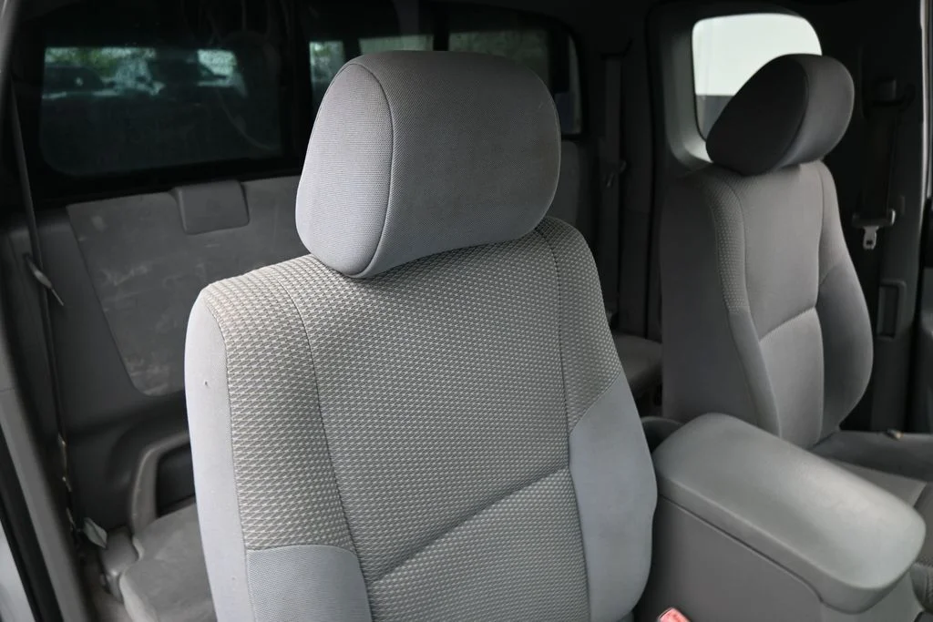 Used 2007 Silver Streak Mica Toyota Base image 31