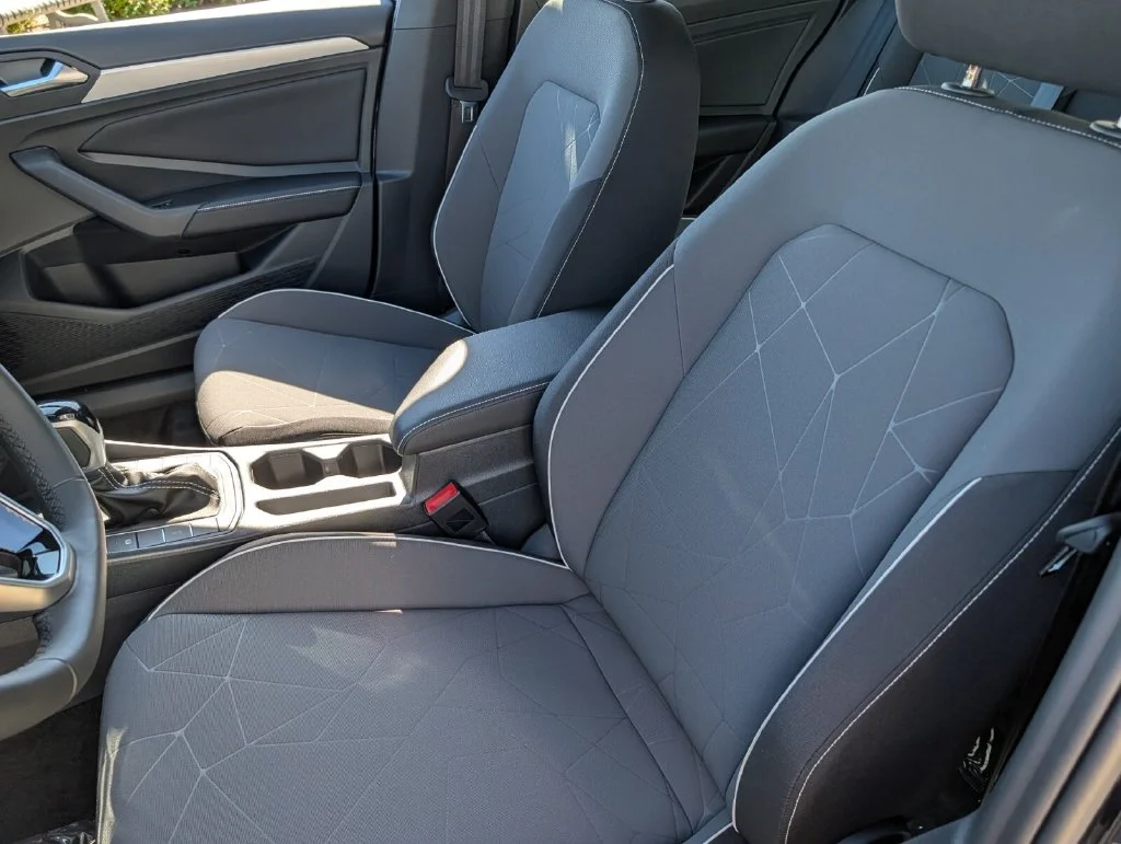 New 2027 Black Volkswagen 1.5T Sport image 10