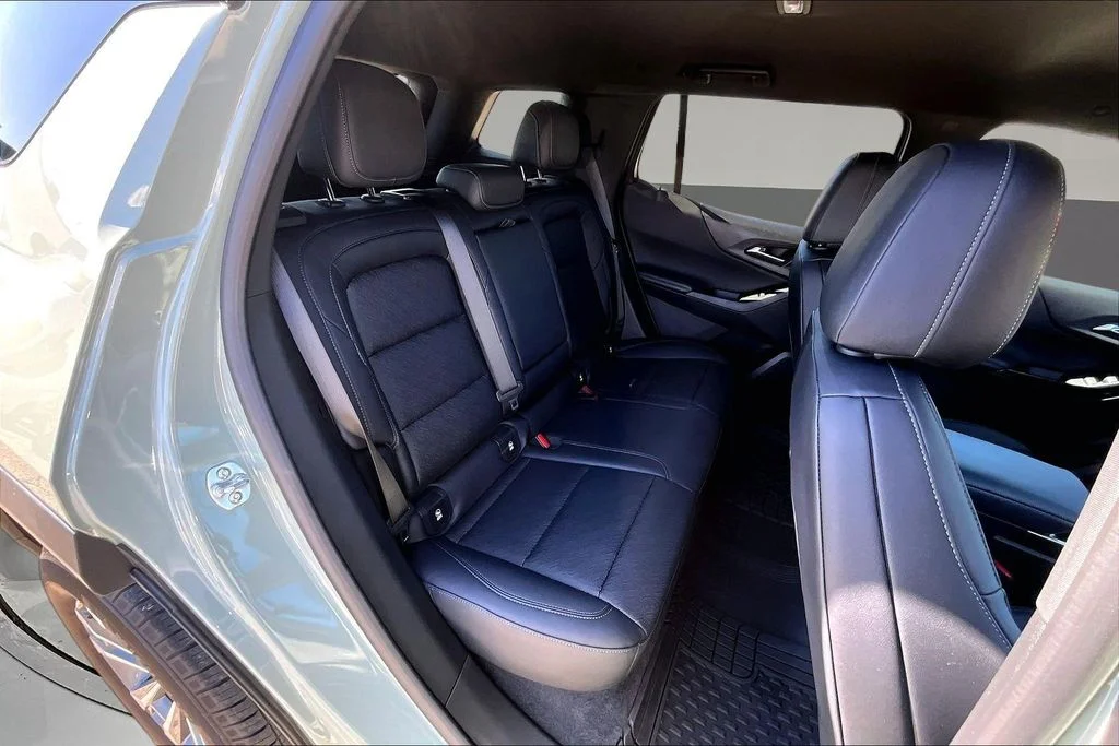Used 2025 Green Chevrolet LT image 28