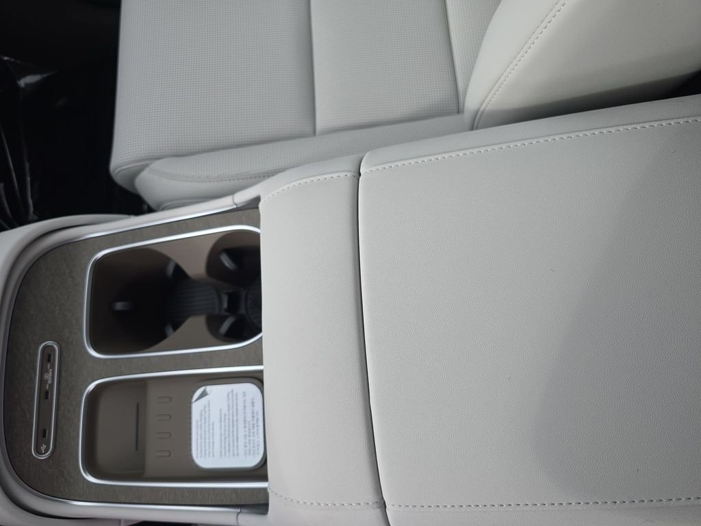 New 2026 Black Hyundai SEL Premium 7P image 20