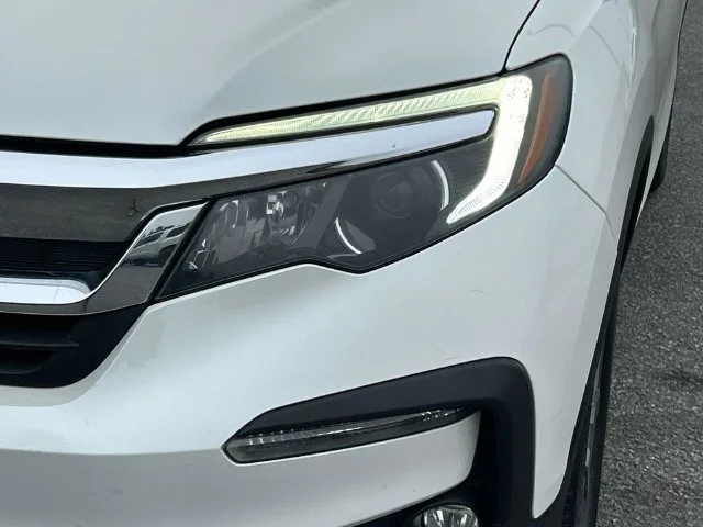 Used 2019  Honda EX-L image 10