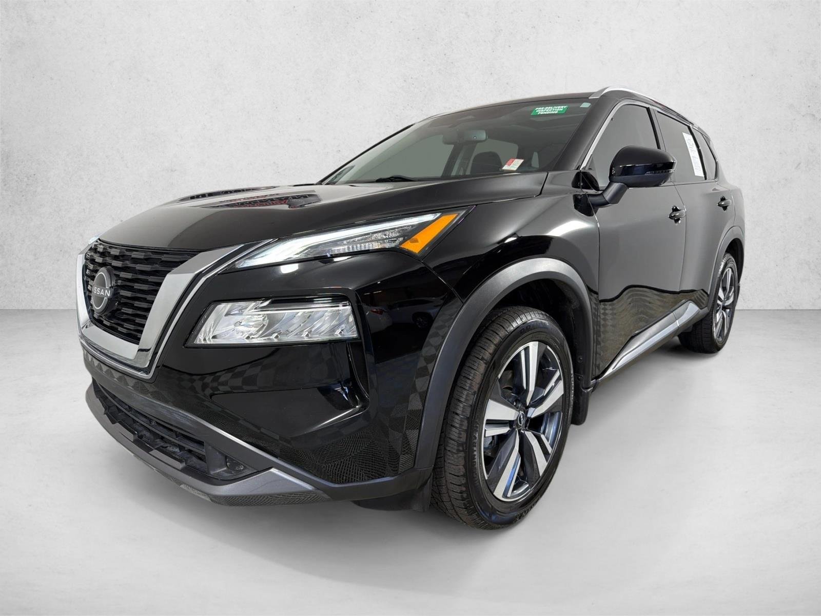 Used 2023 Super Black Nissan SL image 8
