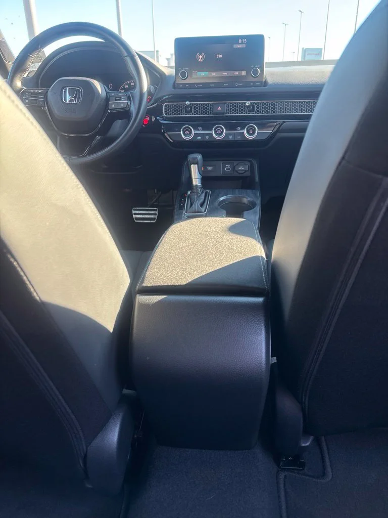 Used 2024  Honda Sport image 25