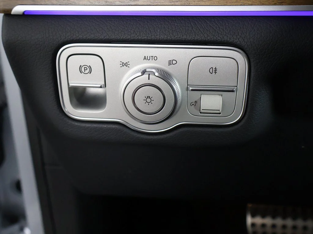 Used 2025 Silver Mercedes-Benz GLS 450 image 45