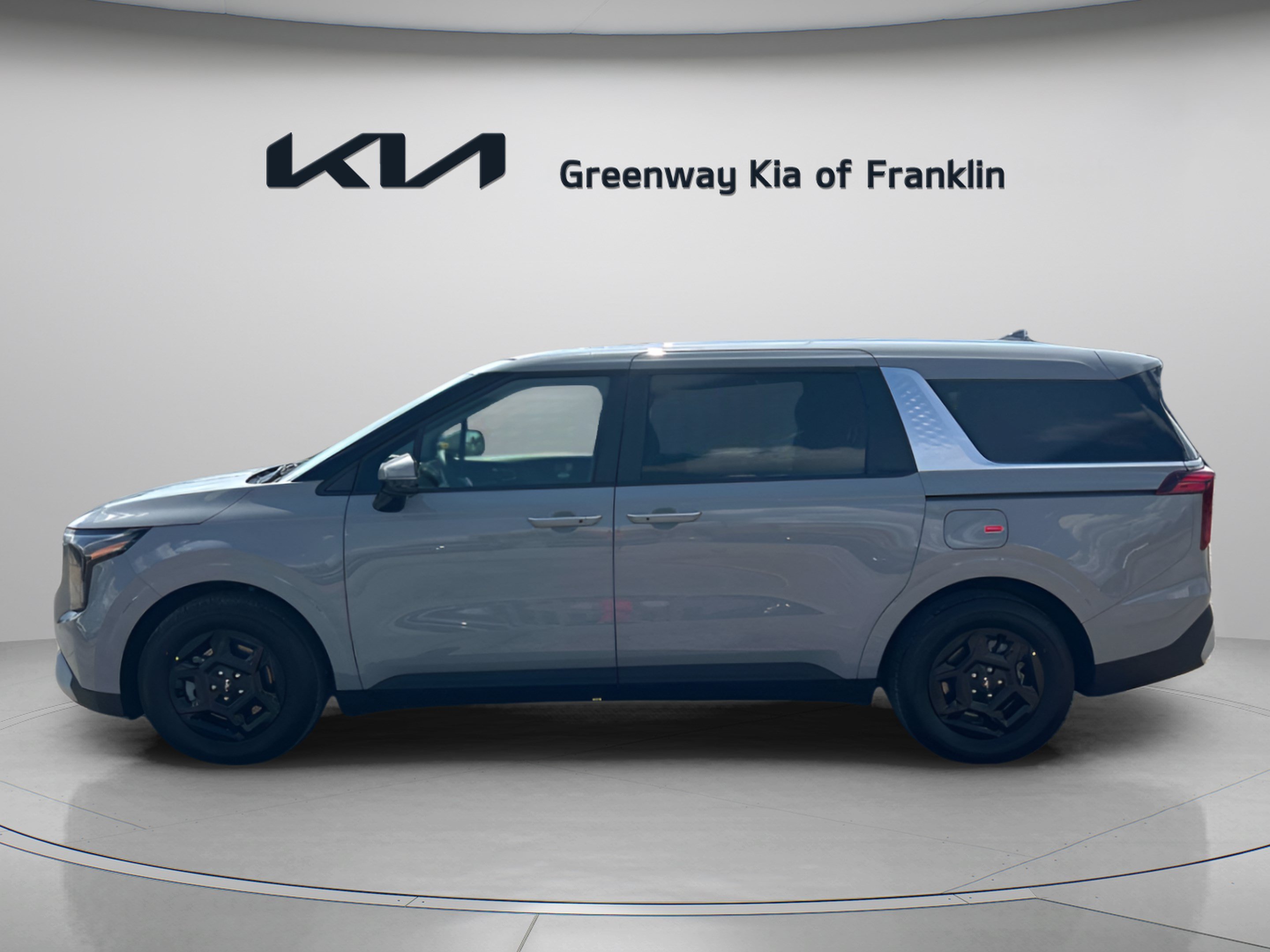 New 2027 Ceramic Silver Kia LX image 4