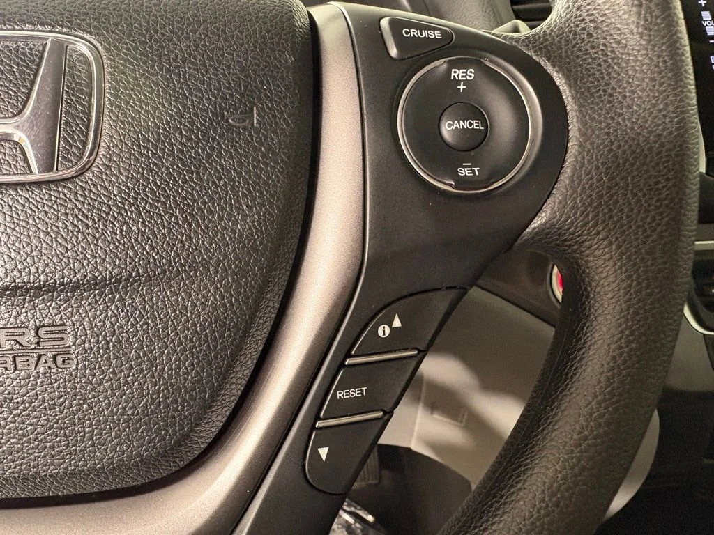 Used 2017 Silver Honda EX image 25