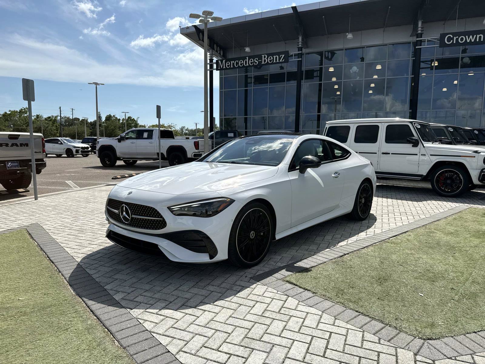 New 2026 Moonlight White Mercedes-Benz 450 4MATIC® Coupe image 2