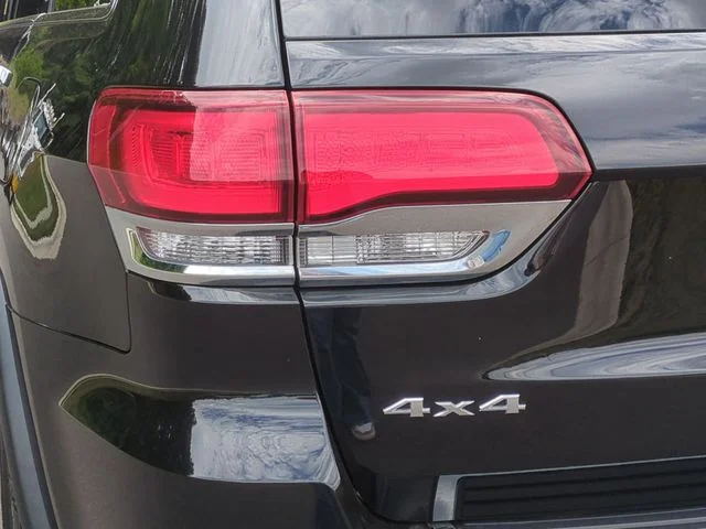 Used 2021 Black Jeep Limited image 21