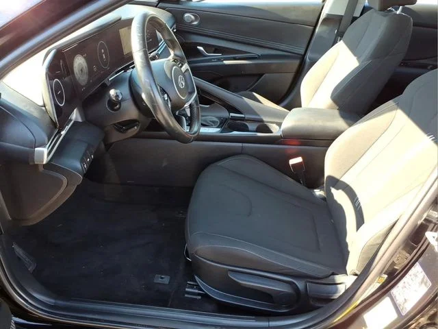 Used 2023 Black Hyundai SEL image 16