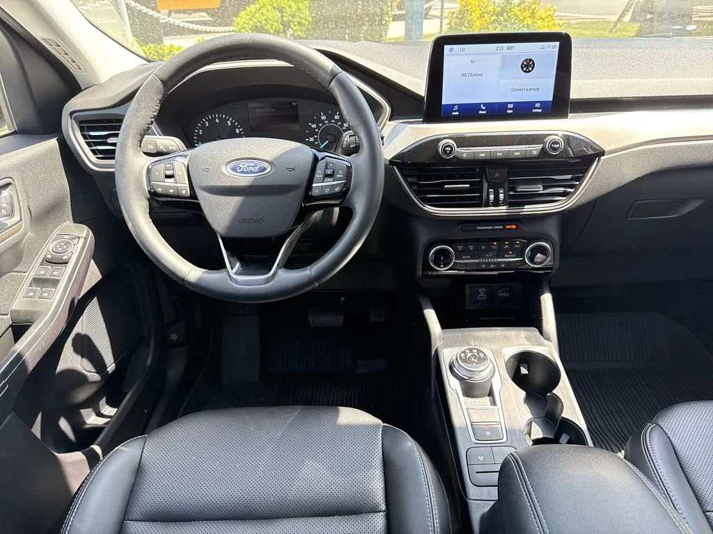 Used 2022 Oxford White Ford SEL image 15