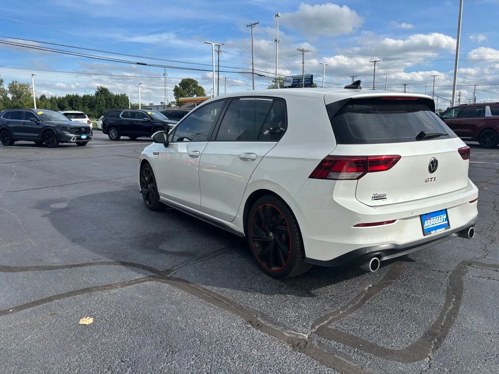 Used 2022 White Volkswagen 2.0T SE image 7