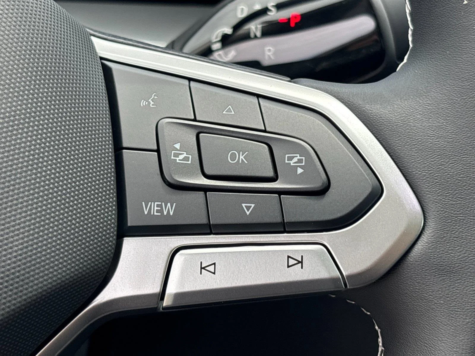 New 2026  Volkswagen SE image 20