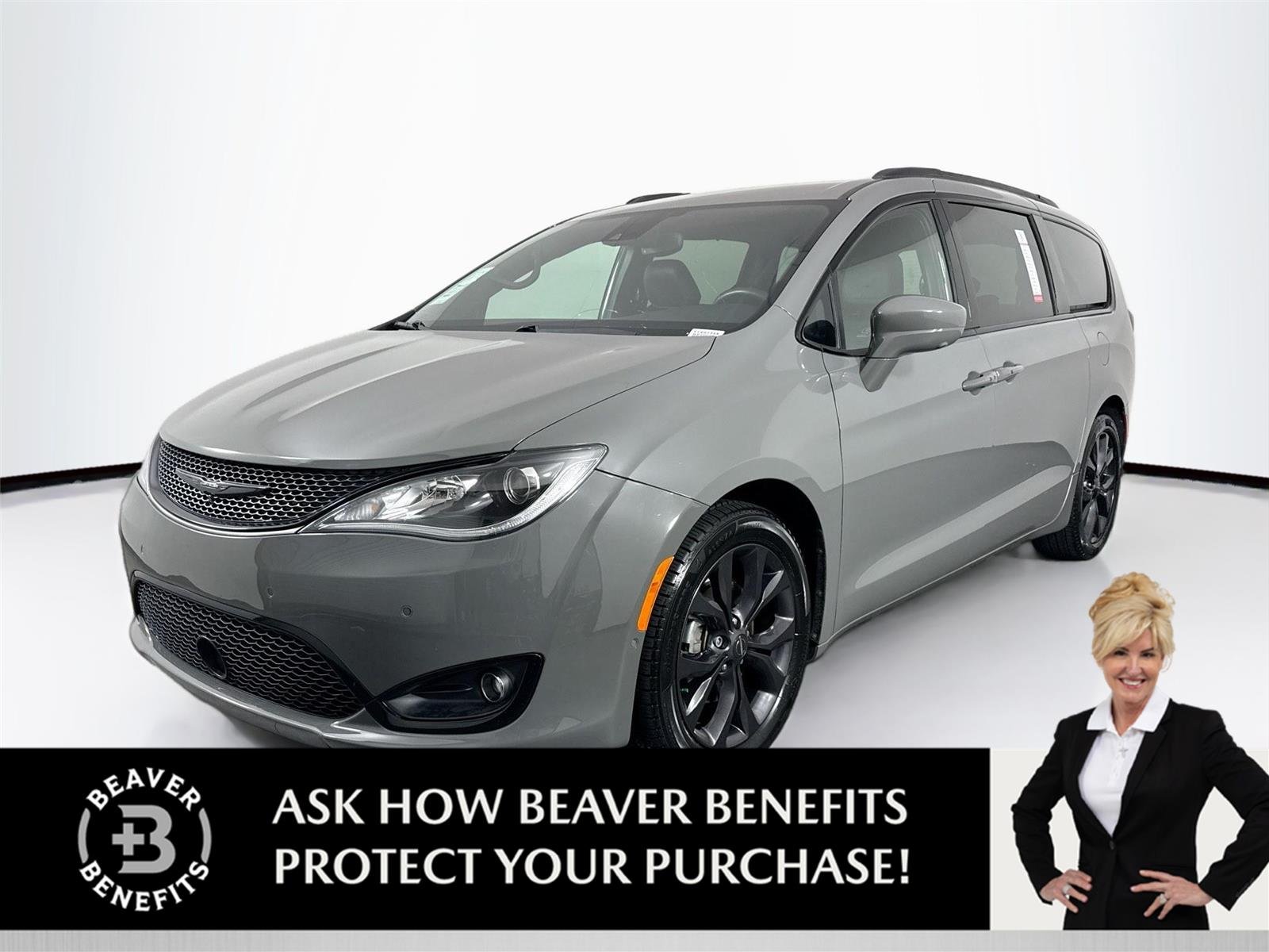 Used 2020 Ceramic Gray Clearcoat Chrysler Touring L Plus image 1